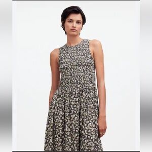 NWT retail $129 size M #Madewell Black Floral Smocked Midi Dress